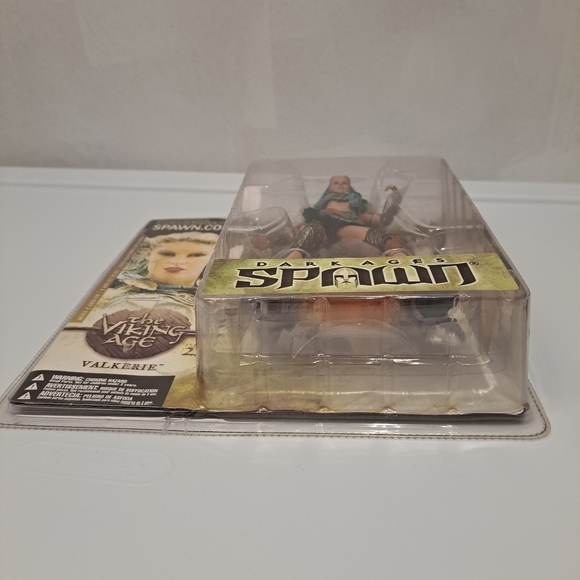 McFarlane Spawn Series 22 Dark Ages Valkerie R3 2002 In Box - Picture 5 of 7
